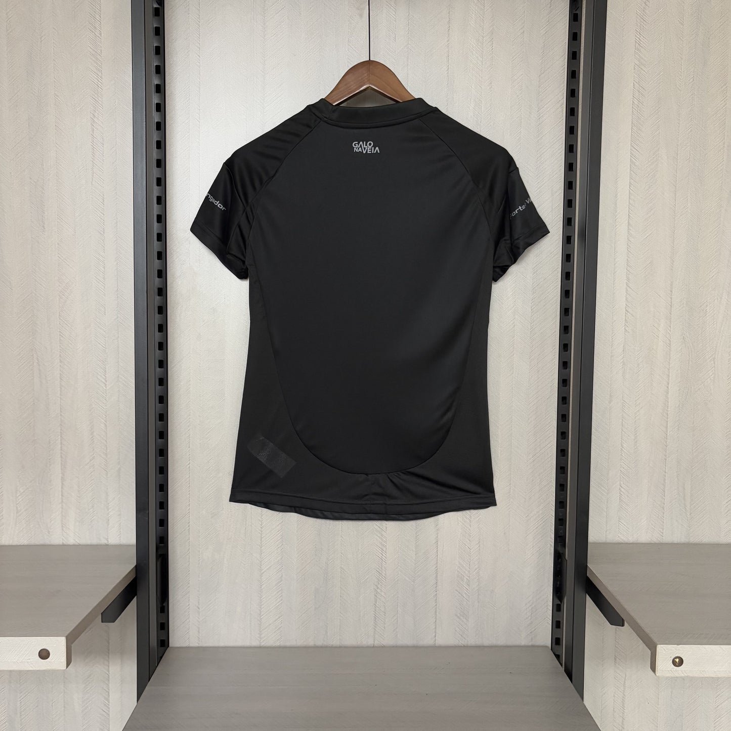 Camisa Atlético MG - All Black - Feminina - 2025/26